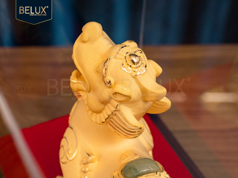 Tượng Tỳ Hưu dát vàng cát&nbsp;15x7.5x11cm